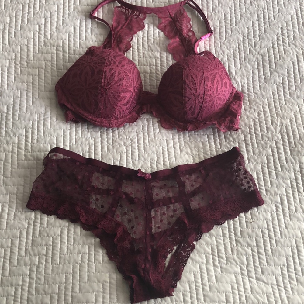 NWT VS lace bra